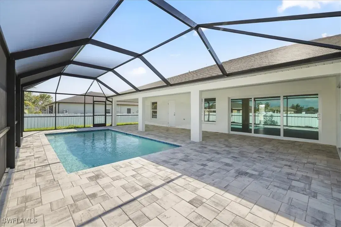 Picture of 1019 NW 8Th Pl, Cape Coral, FL 33993