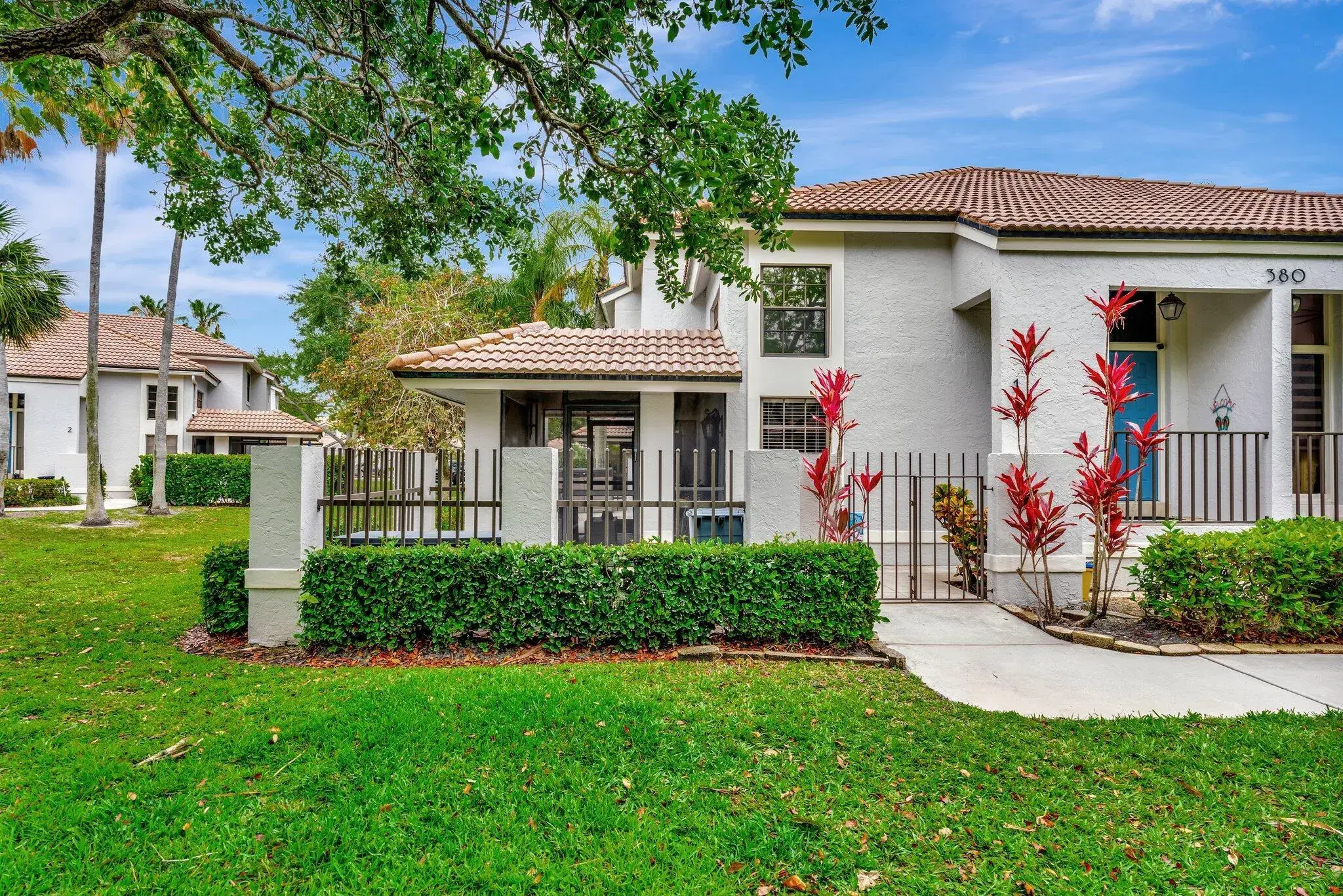 Picture of 380 Prestwick Circle Circle 1, Palm Beach Gardens, FL 33418