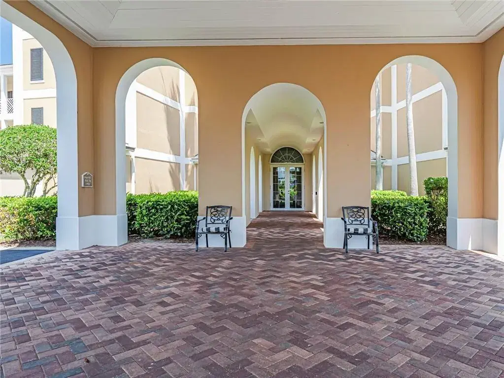 Picture of 4775 S Harbor Drive 207, Vero Beach, FL 32967