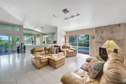 Picture of 1273 Naples Lake Dr, Naples, FL 34104