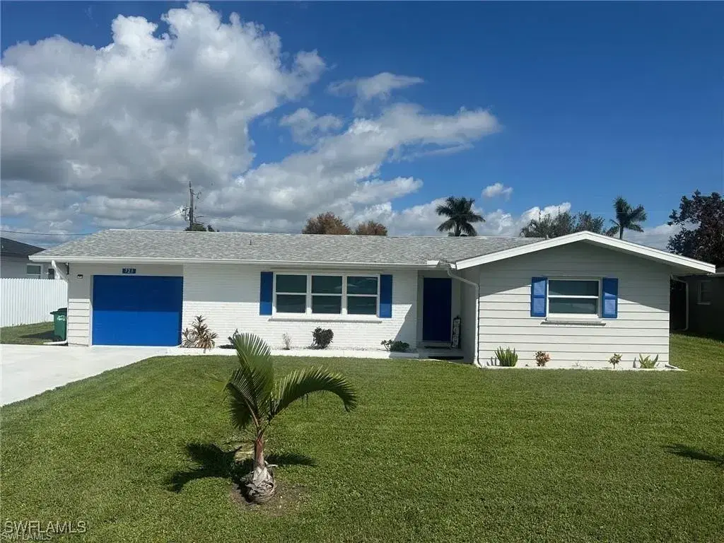 Picture of 723 Sabur Ct, Cape Coral, FL 33904