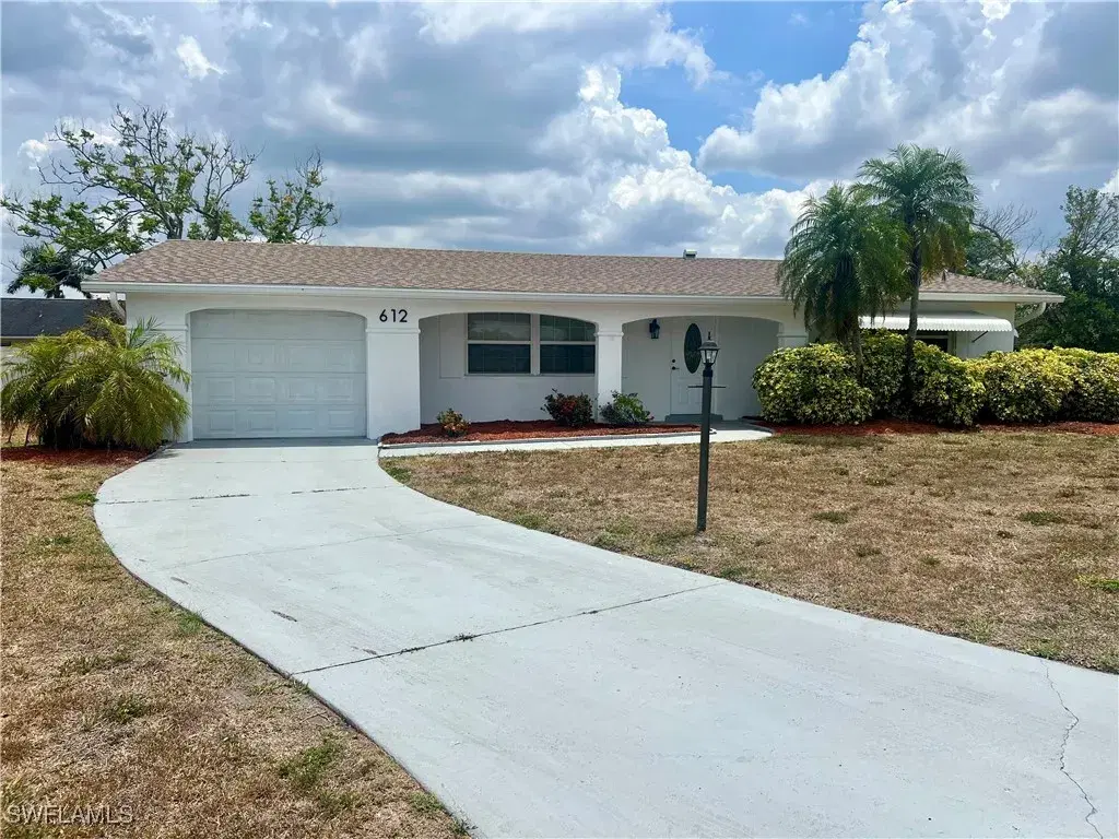 Picture of 612 Grandview Ct, Lehigh Acres, FL 33936