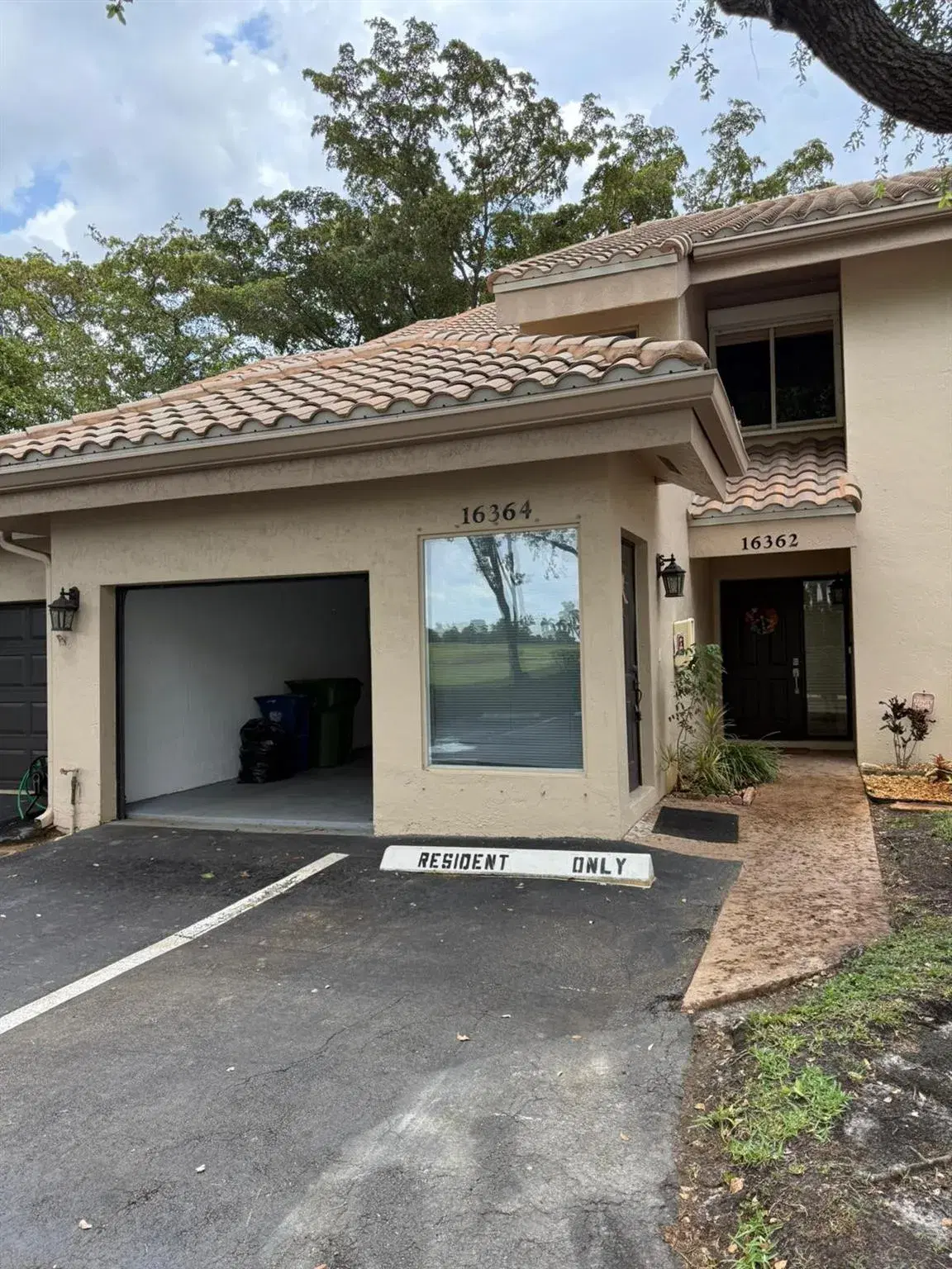 Picture of 16364 Malibu Dr 40, Fort Lauderdale, FL 33326