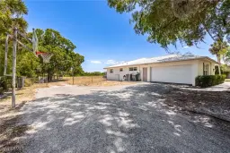 Picture of 217 W Del Monte Ave, Clewiston, FL 33440