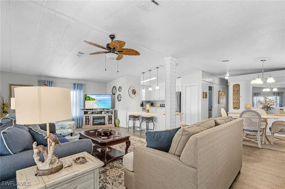 Picture of 9126 Flamingo Cir, North Fort Myers, FL 33903