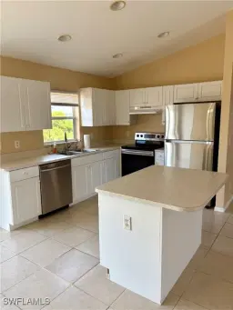 Picture of 4000 10Th St Sw, Lehigh Acres, FL 33976