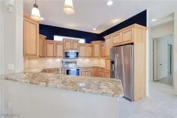 Picture of 12377 Anglers Cv Ne, Fort Myers, FL 33908