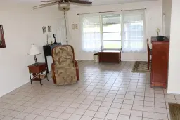 Picture of 922 SOUTH Drive C, Delray Beach, FL 33445