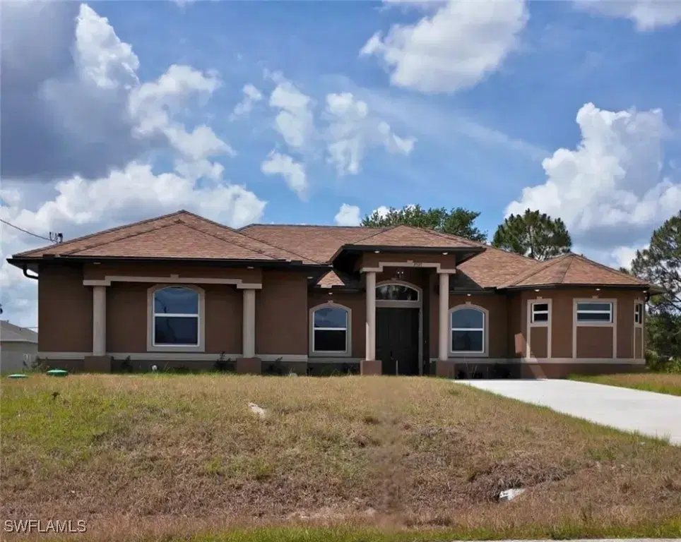 Picture of 3707 13Th St W, Lehigh Acres, FL 33971