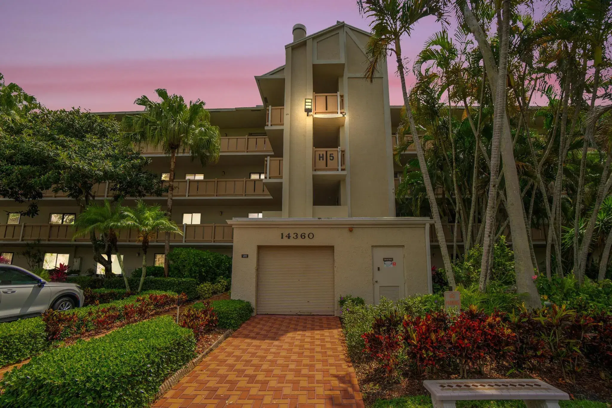 Picture of 14360 Strathmore Lane 404, Delray Beach, FL 33446