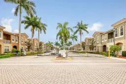 Picture of 5933 Glasgow Way 5933, Tamarac, FL 33321