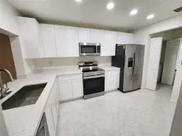 Picture of 903 NW 79Th Ter, Plantation, FL 33324