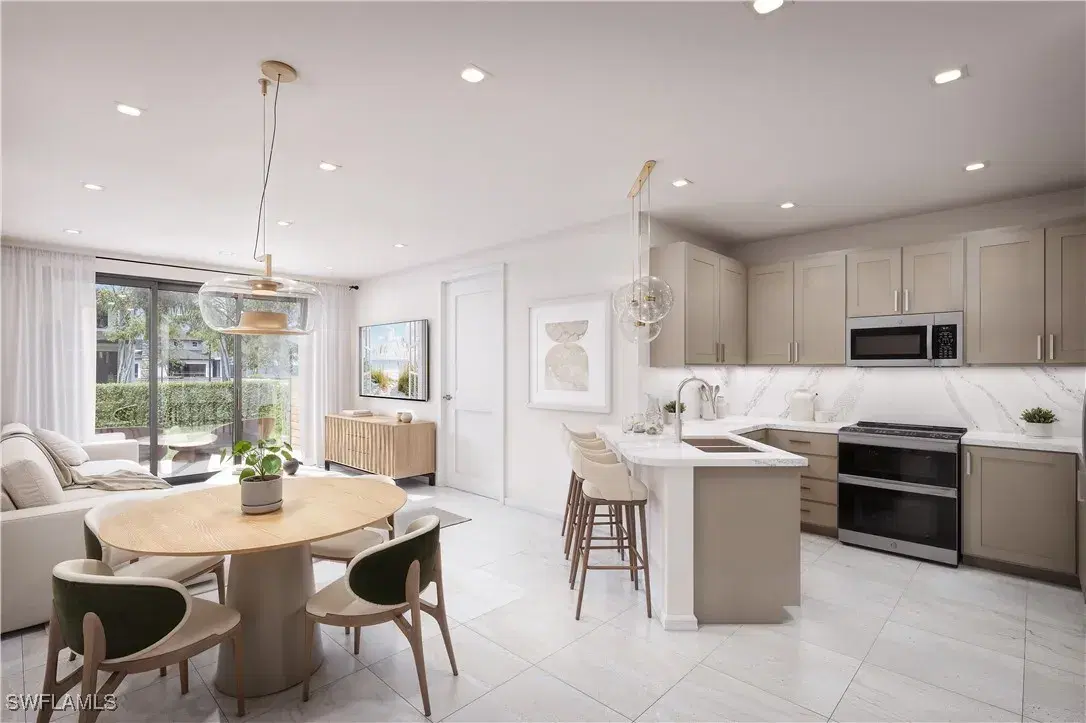 Picture of 6092 Barbara Cir, Naples, FL 34112