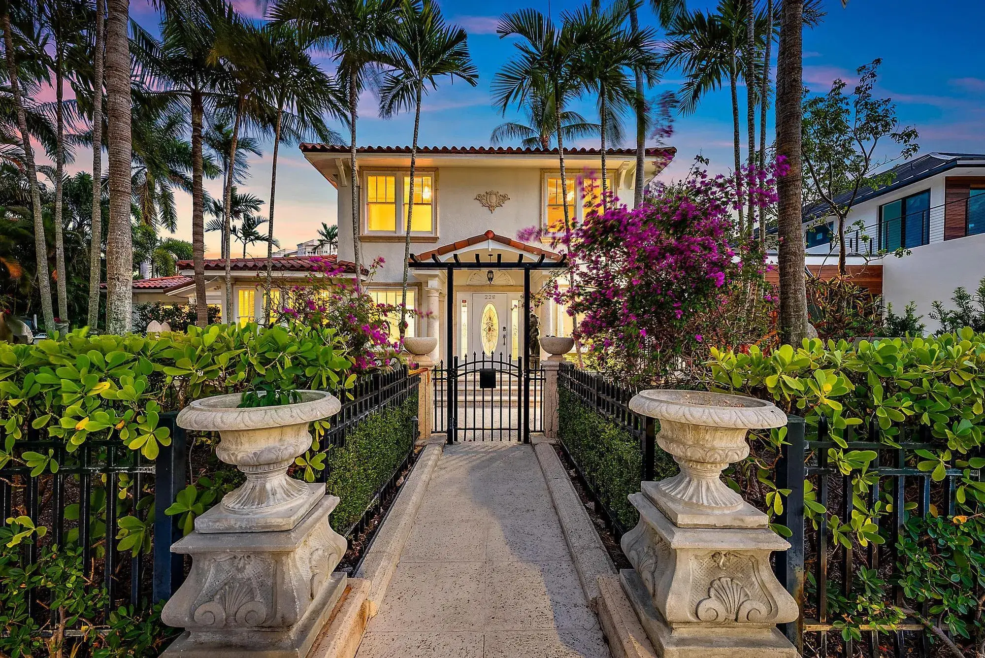 Picture of 228 9Th Street, West Palm Beach, FL 33401