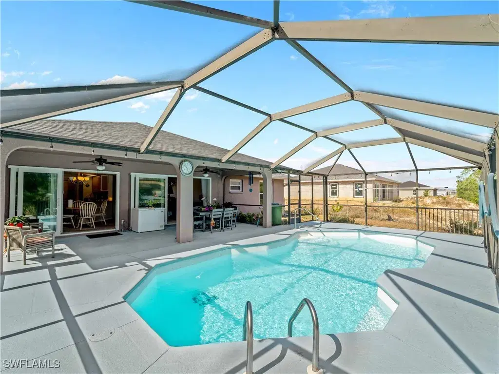 Picture of 507 NE 31St St, Cape Coral, FL 33909
