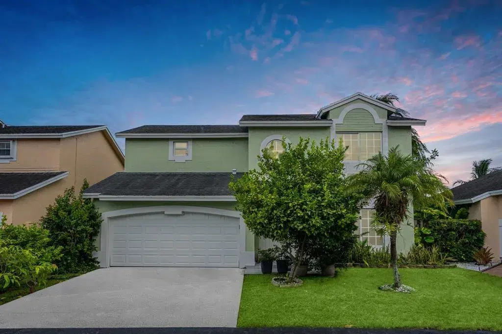 Picture of 9816 NW 51 Te, Doral, FL 33178