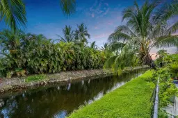 Picture of 9816 NW 51 Te, Doral, FL 33178