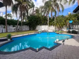 Picture of 10141 SW 3Rd St, Plantation, FL 33324