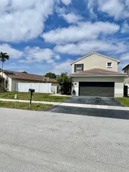 Picture of 1960 NW 188Th Ave, Pembroke Pines, FL 33029