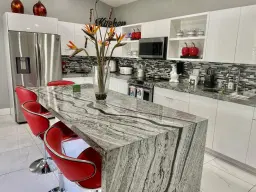 Picture of 1960 NW 188Th Ave, Pembroke Pines, FL 33029