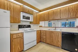 Picture of 3716 Whitehall Drive 206, West Palm Beach, FL 33401