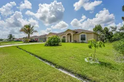 Picture of 770 SW Hamberland Avenue, Port St Lucie, FL 34953