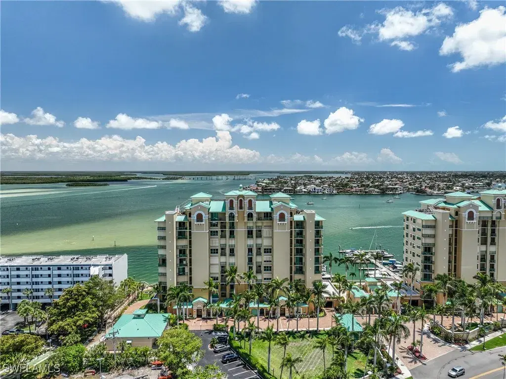 Picture of 1079 Bald Eagle Dr N703, Marco Island, FL 34145