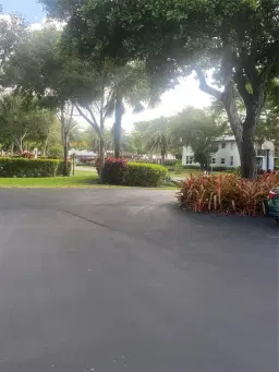 Picture of 4007 N Cypress Dr 102, Pompano Beach, FL 33069