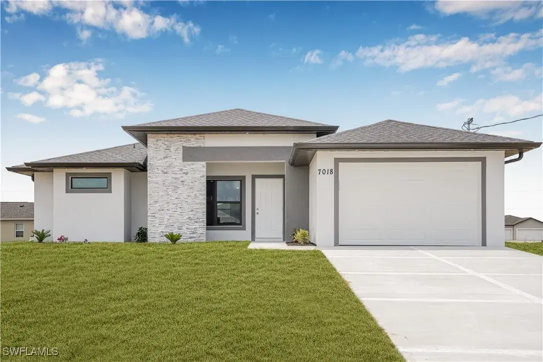 Picture of 7018 Waldo Cir, Labelle, FL 33935