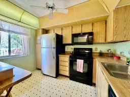 Picture of 7145 Huntington Lane 102, Delray Beach, FL 33446