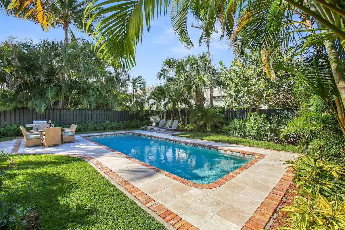 Picture of 221 Lakeland Drive, West Palm Beach, FL 33405