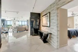 Picture of 7578 Regency Lake Drive 702, Boca Raton, FL 33433