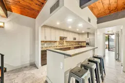 Picture of 8751 Gatehouse Road 6, Plantation, FL 33324