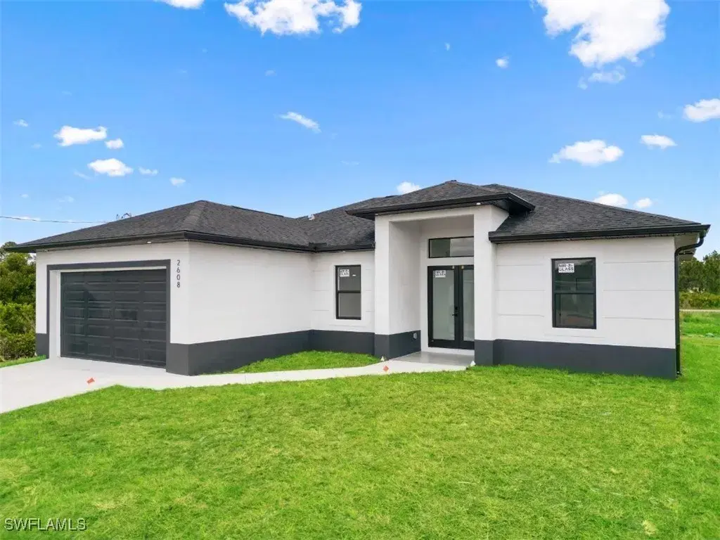 Picture of 923 Venice Ave N, Lehigh Acres, FL 33971