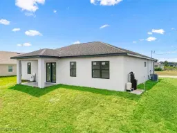 Picture of 923 Venice Ave N, Lehigh Acres, FL 33971