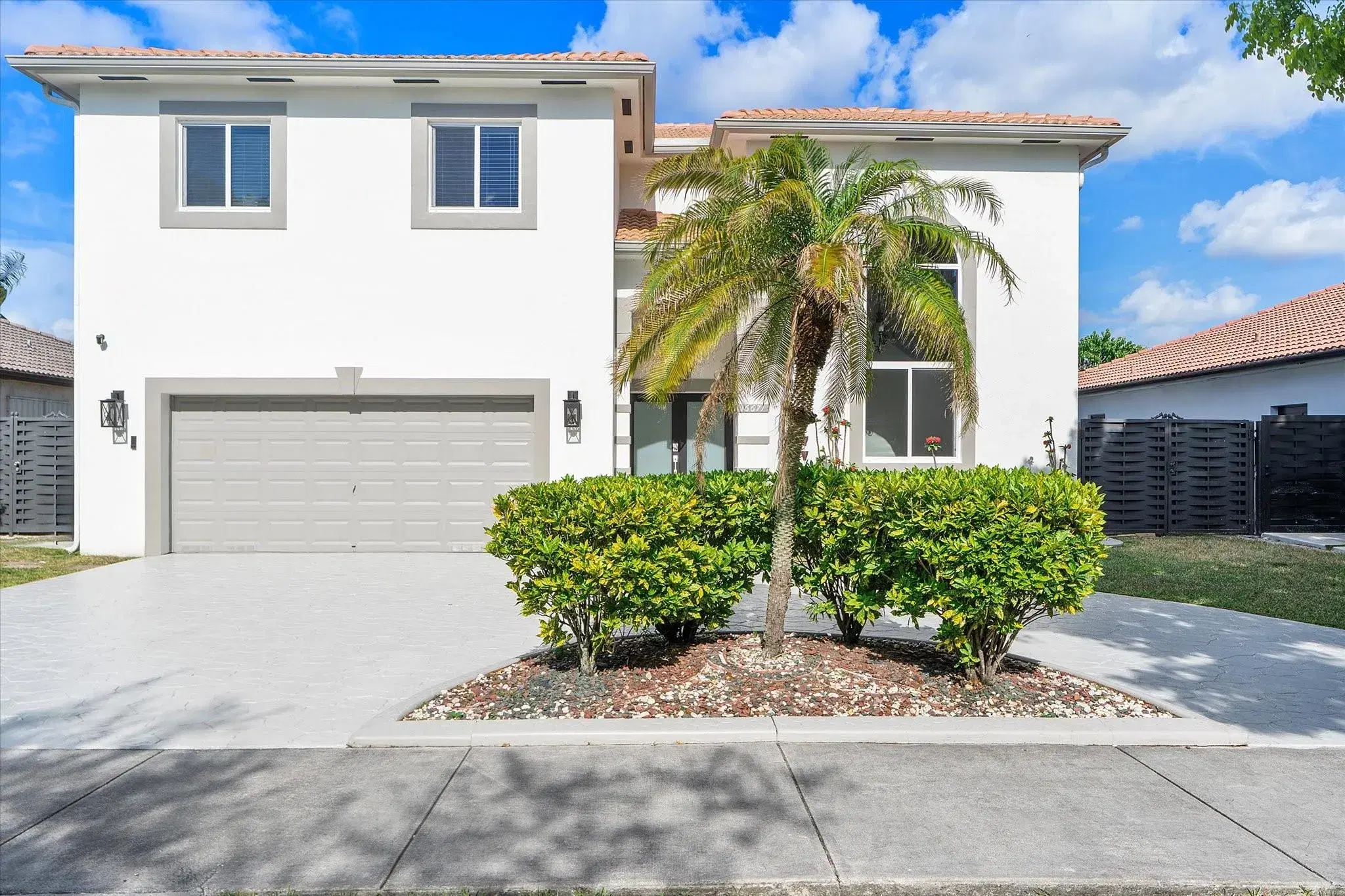 Picture of 16671 NW 89Th Pl, Hialeah, FL 33018