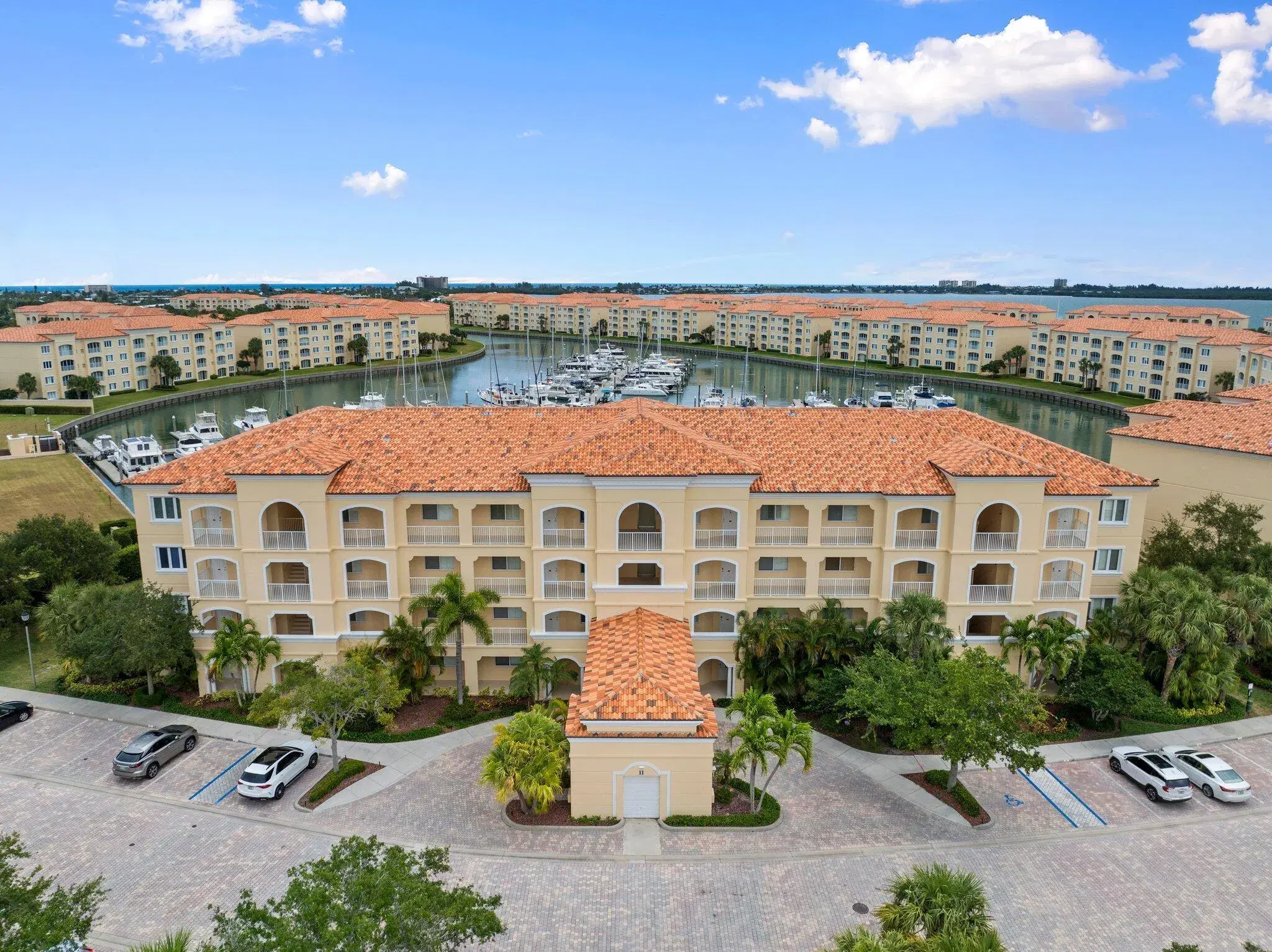 Picture of 11 Harbour Isle Drive W 106, Fort Pierce, FL 34949
