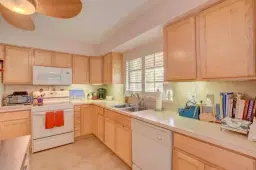 Picture of 4728 Finchwood Road B, Boynton Beach, FL 33436