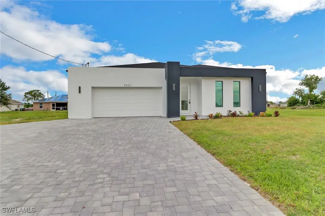 Picture of 4137 E Gator Cir, Cape Coral, FL 33909