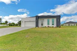Picture of 4137 E Gator Cir, Cape Coral, FL 33909