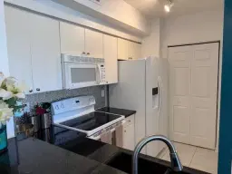 Picture of 6831 SW 44Th St 312, Miami, FL 33155