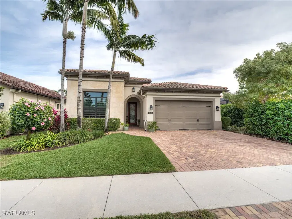 Picture of 9340 Woodhurst Dr, Naples, FL 34120
