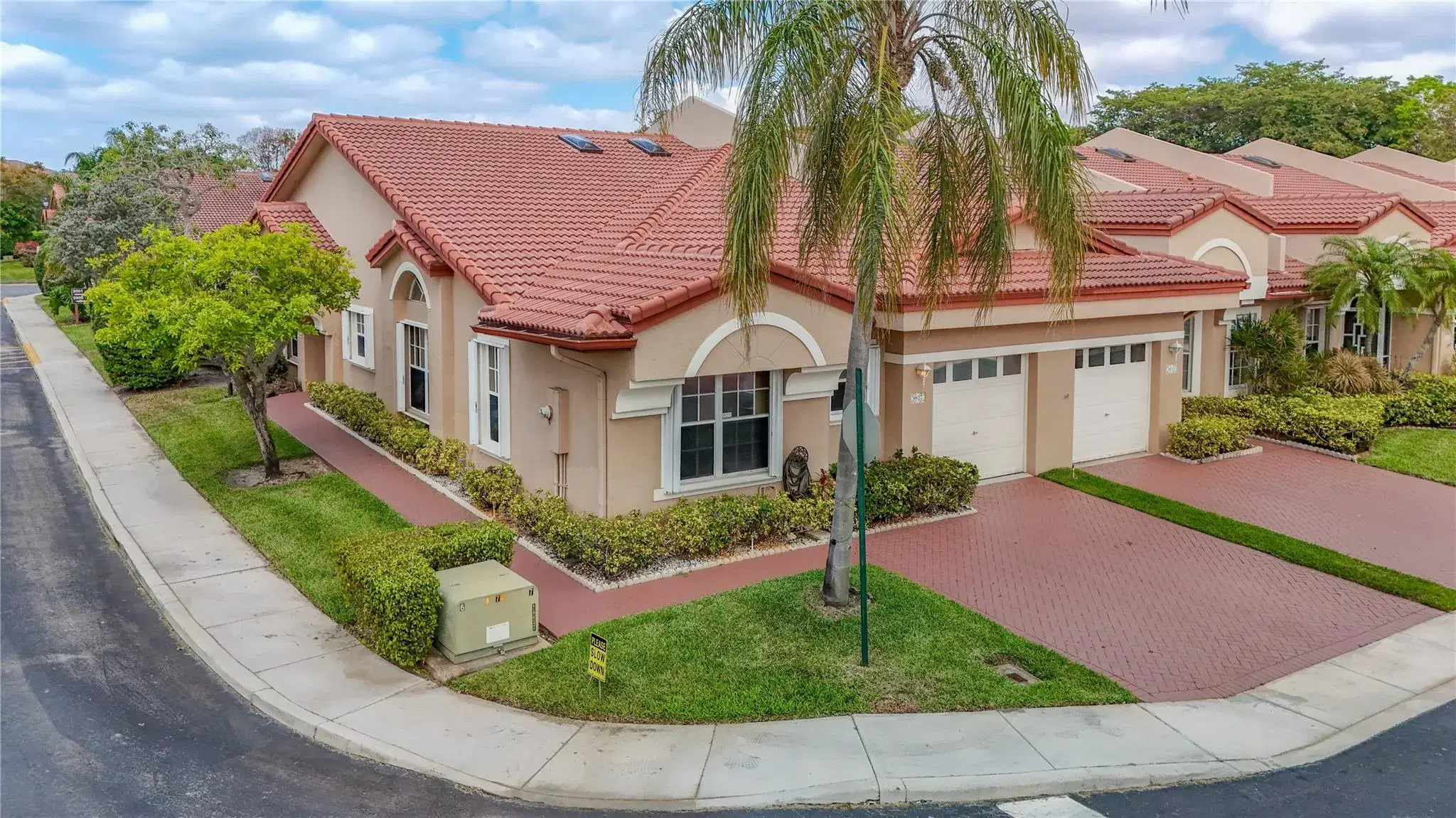 Picture of 9817 Malvern Dr 9817, Tamarac, FL 33321