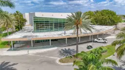 Picture of 9817 Malvern Dr 9817, Tamarac, FL 33321
