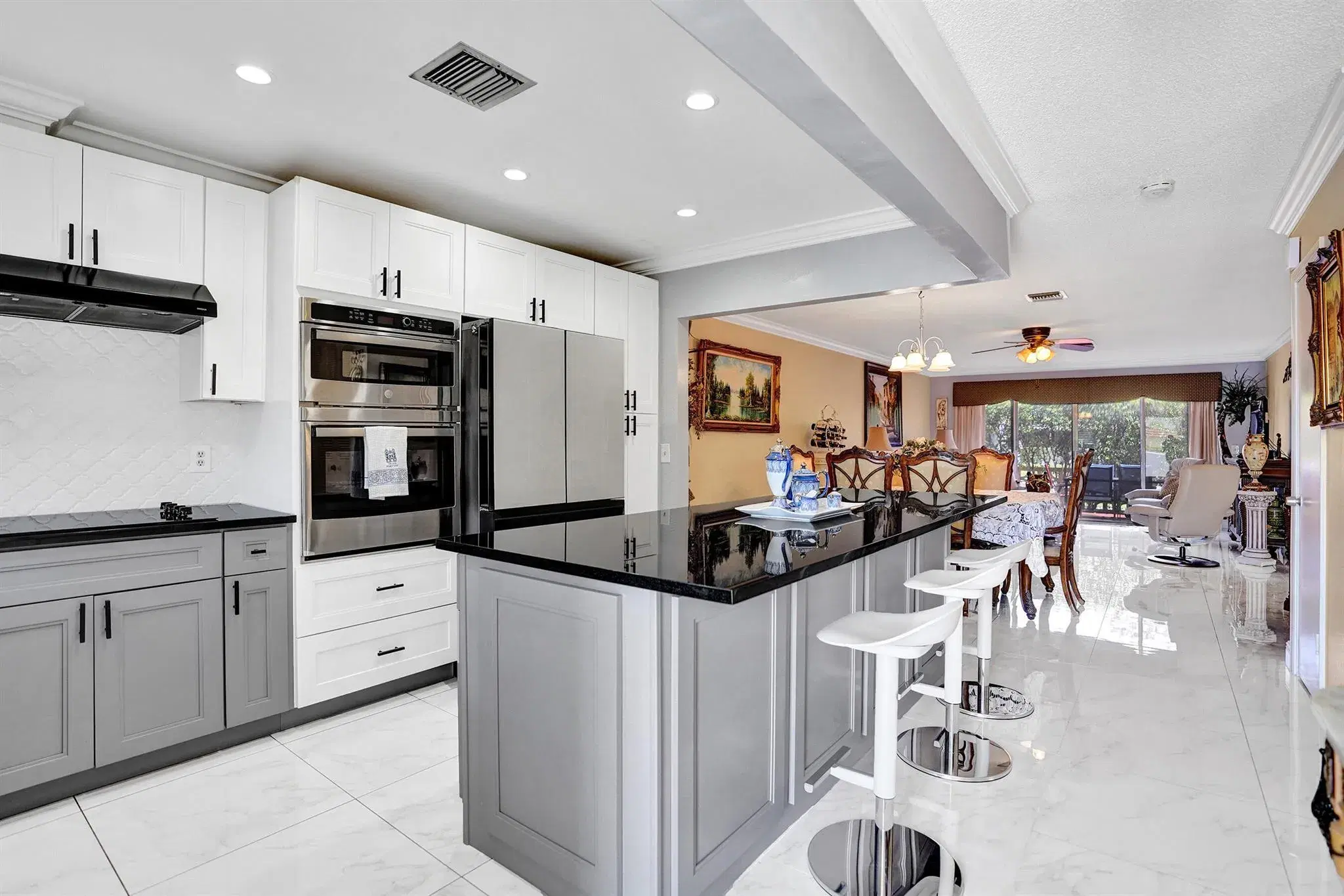 Picture of 5730 Fernley Drive E 15, West Palm Beach, FL 33415