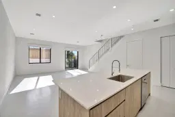 Picture of 4208 NE 7Th Ter 8, Oakland Park, FL 33334