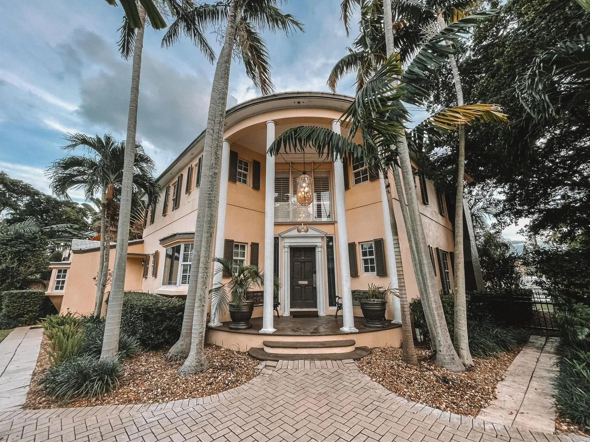 Picture of 2300 Castilla Isle, Fort Lauderdale, FL 33301