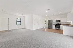 Picture of 909 Wells Ave, Lehigh Acres, FL 33972