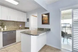 Picture of 788 Park Shore Dr C34, Naples, FL 34103