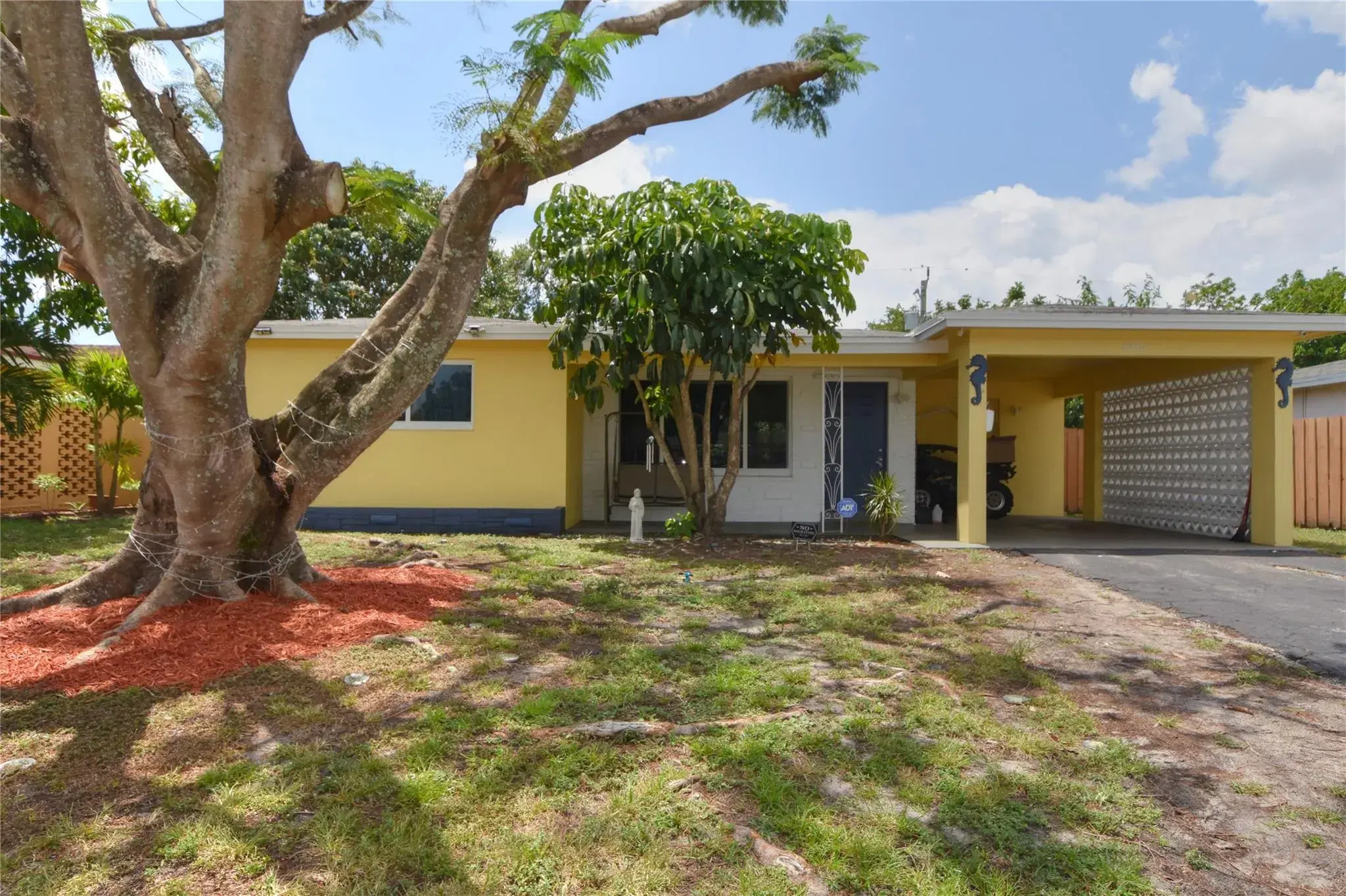Picture of 6750 Cody St, Hollywood, FL 33024